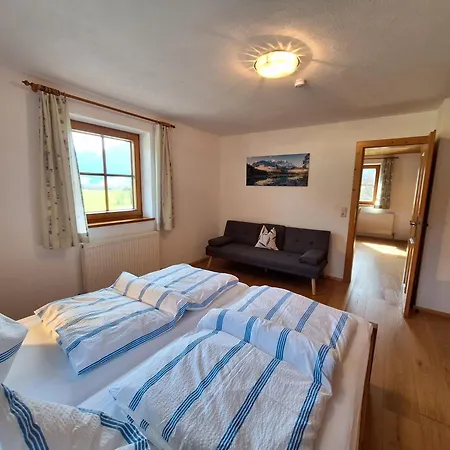 Bio- Bauernhof Obermaurach Apartmán